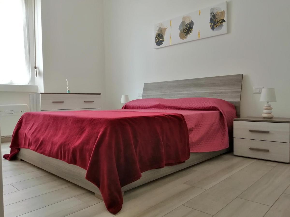 Appartamento Comodo Per Milano E Rho Fiera Ngoại thất bức ảnh